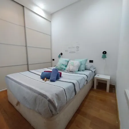 Pleno Centro, Terraza, Principe, 5 Min Casco Vello Y Estacion Ave * Comarca de Vigo