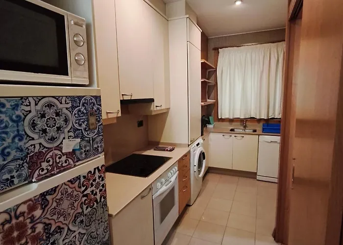 Pleno Centro, Terraza, Principe, 5 Min Casco Vello Y Estación Ave *